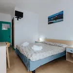 Отель Franca