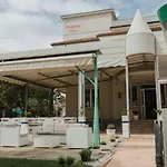 Franca Hotel *