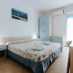 Отель Franca