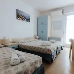 Отель Franca *
