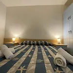 Franca Hotel *